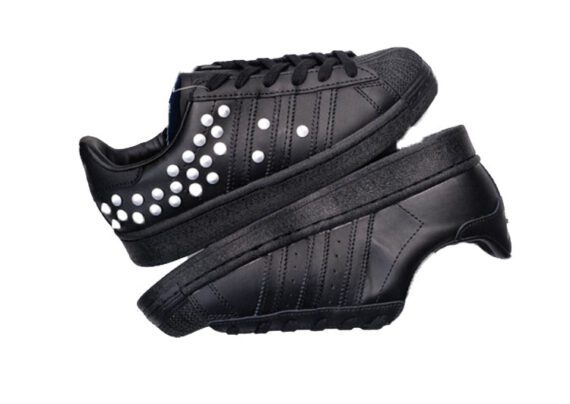 ⁦נעלי אדידס-ADIDAS Stan Smith - Black & White Dot⁩ – תמונה ⁦5⁩