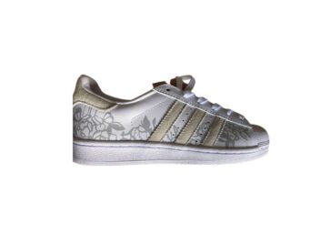 נעלי אדידס-ADIDAS Stan Smith - White & Gold Logo