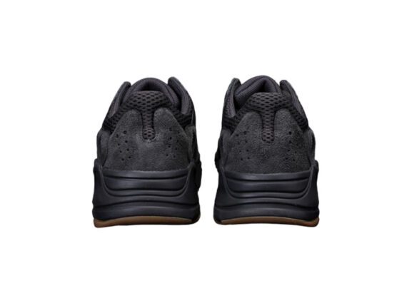 ⁦נעלי אדידס-Adidas Yeezy Boost 700-Black Russian-Gun Powder⁩ – תמונה ⁦7⁩