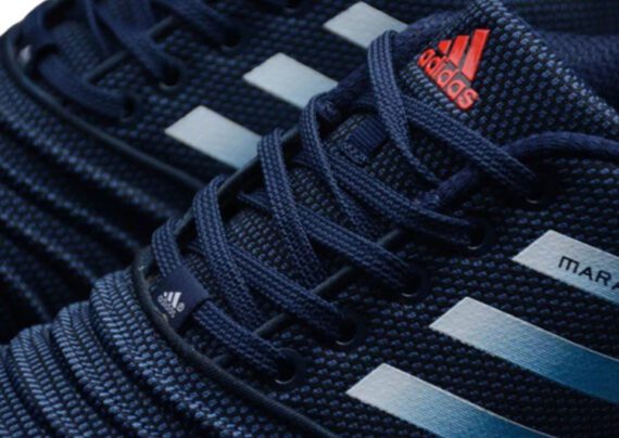 ⁦נעלי אדידס-ADIDAS AeroBounce – Maire-Red Logo⁩ – תמונה ⁦5⁩