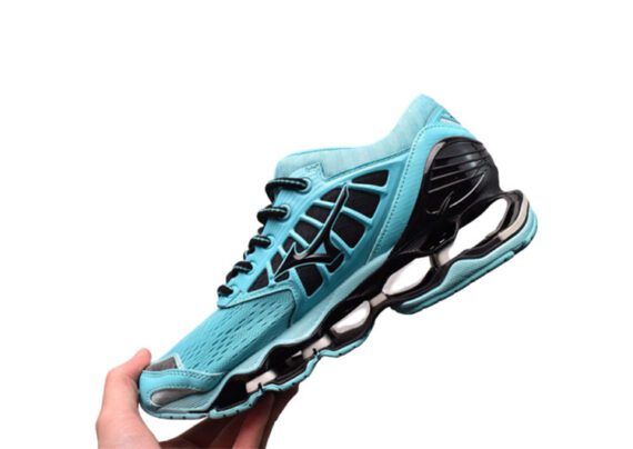 ⁦נעלי מיזונו-MIZUNO-Black & Columbia Blue⁩ – תמונה ⁦2⁩