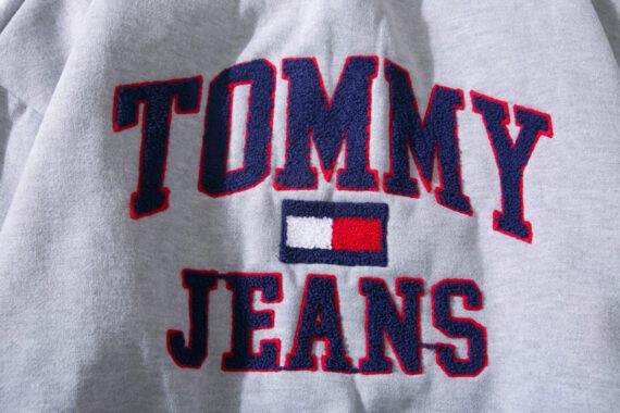 ⁦טומי הילפיגר-TOMMY SWETER MEN AND HOODIES MEN AND WOMEN - Gray⁩ – תמונה ⁦4⁩