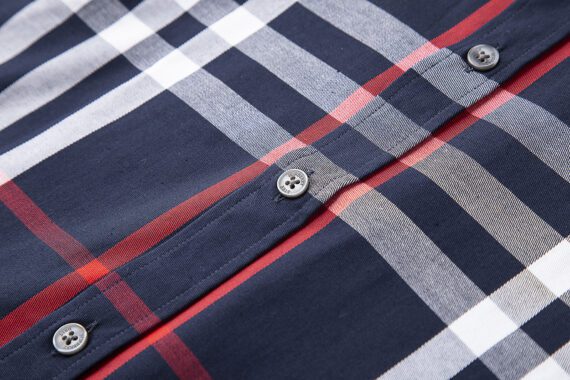 ⁦מעיל ברברי-BURBERRY BUTTON MEN - Black White & Red⁩ – תמונה ⁦9⁩