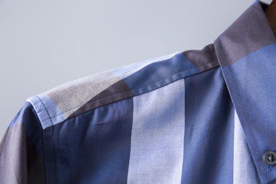 ⁦מעיל ברברי-BURBERRY BUTTON MEN - Corn Flower Blue Mix⁩ – תמונה ⁦9⁩