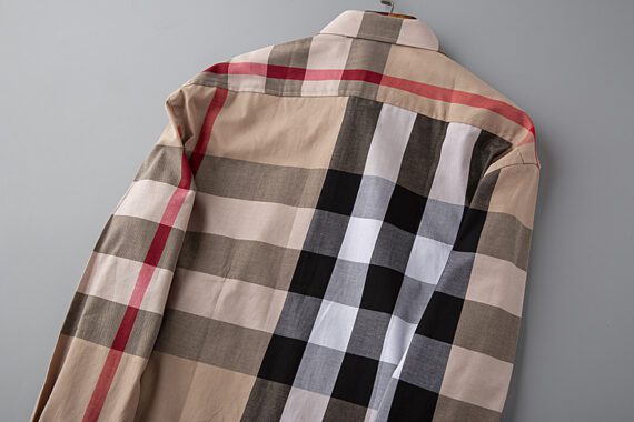 ⁦מעיל ברברי-BURBERRY BUTTON MEN - Brandy Rose Mix⁩ – תמונה ⁦4⁩
