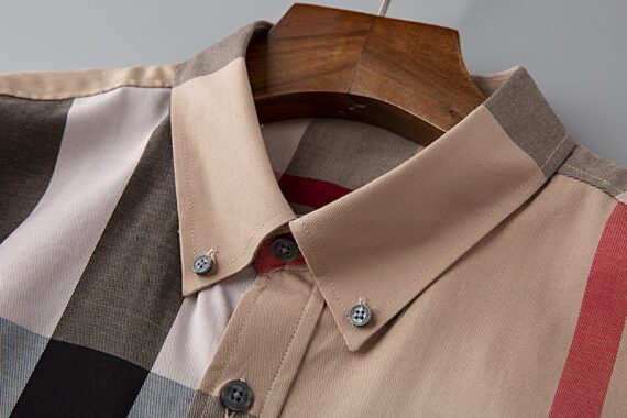 ⁦מעיל ברברי-BURBERRY BUTTON MEN - Brandy Rose Mix⁩ – תמונה ⁦10⁩