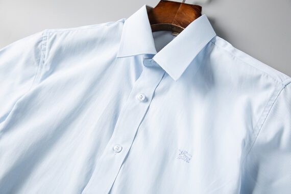 ⁦מעיל ברברי-BURBERRY BUTTON MEN - Hawkes Blue⁩ – תמונה ⁦3⁩