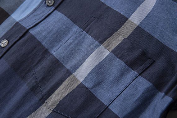 ⁦מעיל ברברי-BURBERRY BUTTON MEN - Navy Blue & Blue⁩ – תמונה ⁦8⁩