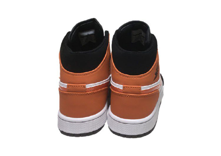 נעלי נייק-NIKE AIR MAX JORDAN HIGH -  Black Flame Pea & White – תמונה 5
