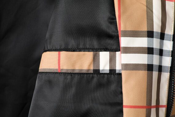 ⁦ברברי - BURBERRY JACKET- Manhattan & Black⁩ – תמונה ⁦3⁩