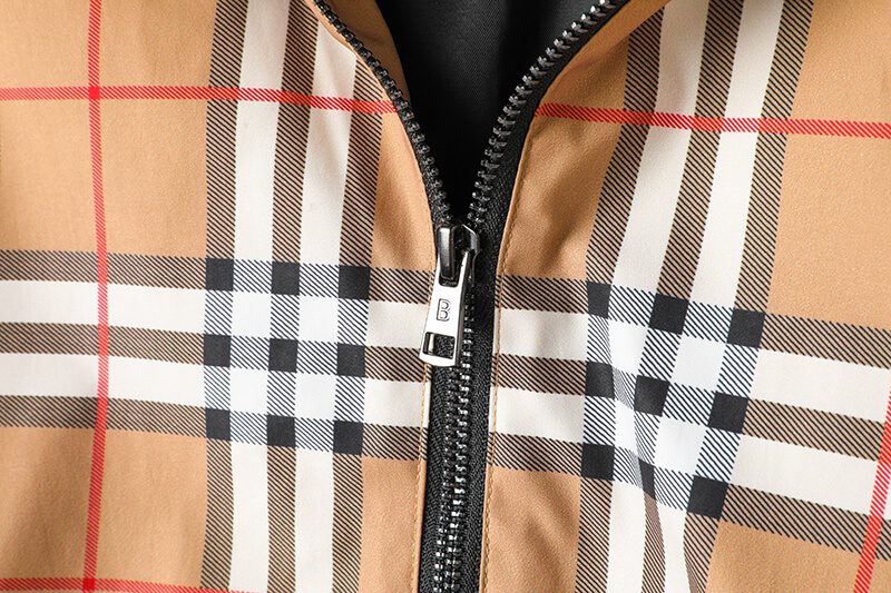 ברברי - BURBERRY JACKET- Manhattan & Black – תמונה 8
