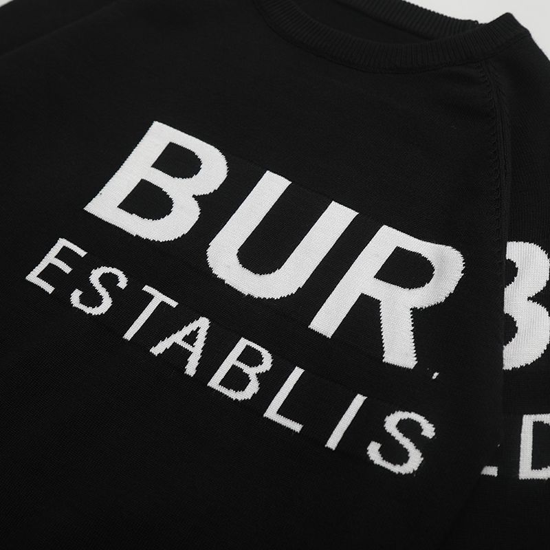 ברברי - BURBERRY SWETER - Black & White – תמונה 4