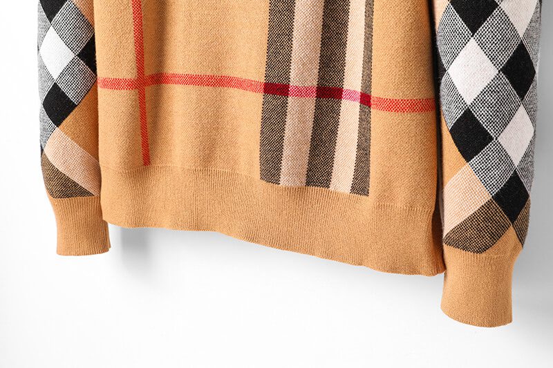 ברברי - BURBERRY SWETER - Porsche Black & Red – תמונה 6