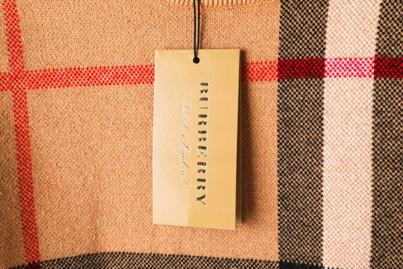 ⁦ברברי - BURBERRY SWETER - Porsche Black & Red⁩ – תמונה ⁦8⁩