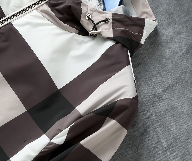 ברברי - BURBERRY JACKET- White Woody Brown & Red – תמונה 4