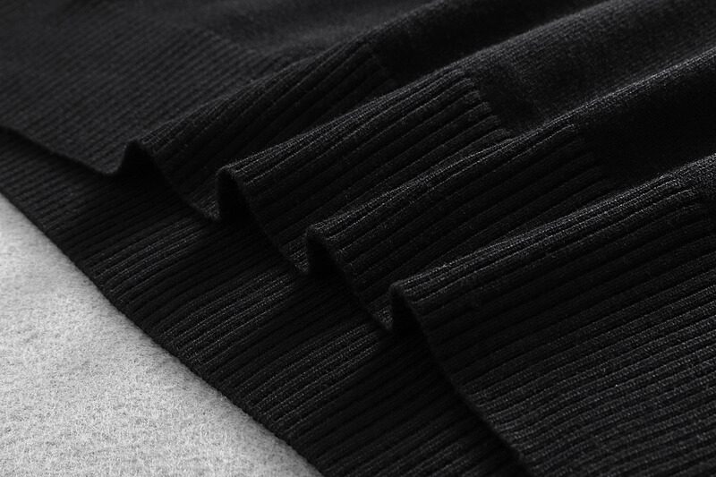 פנדי - FENDI SWETER LONG - Black – תמונה 3