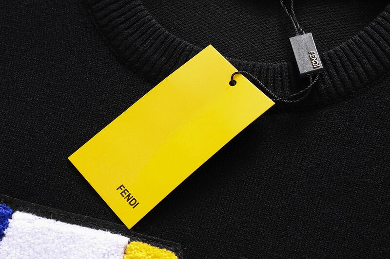 פנדי - FENDI SWETER LONG - Black – תמונה 4