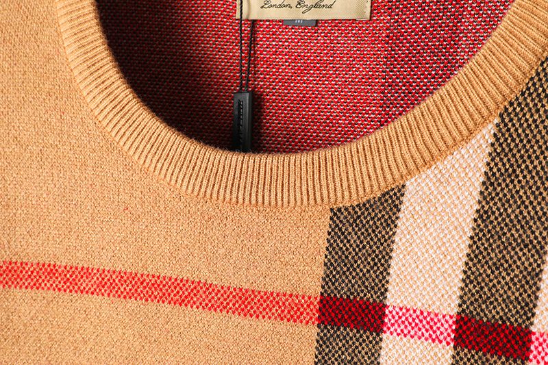 ברברי - BURBERRY SWETER - Porsche Black & Red – תמונה 11