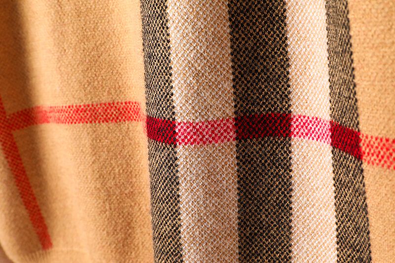 ברברי - BURBERRY SWETER - Porsche Black & Red – תמונה 4