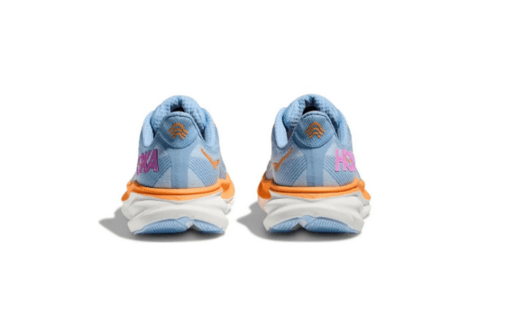 ⁦נעלי הוקה-HOKA ONE ONE Clifton 9 White Blue⁩ – תמונה ⁦4⁩