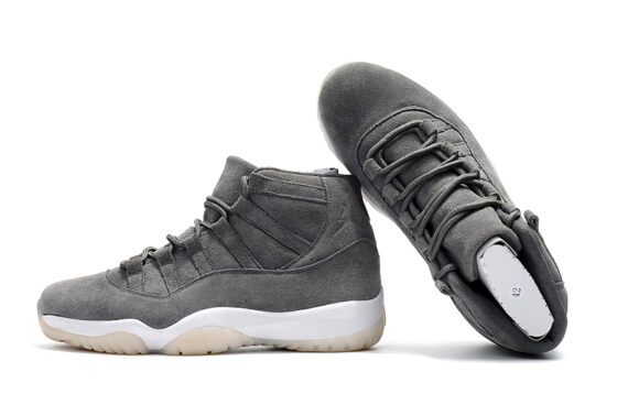 ⁦NIKE Air Jordan 11 Retro Premium 'Grey Suede'⁩ – תמונה ⁦3⁩
